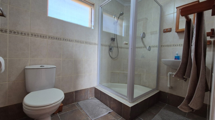 3 Bedroom Property for Sale in Stilbaai Wes Western Cape